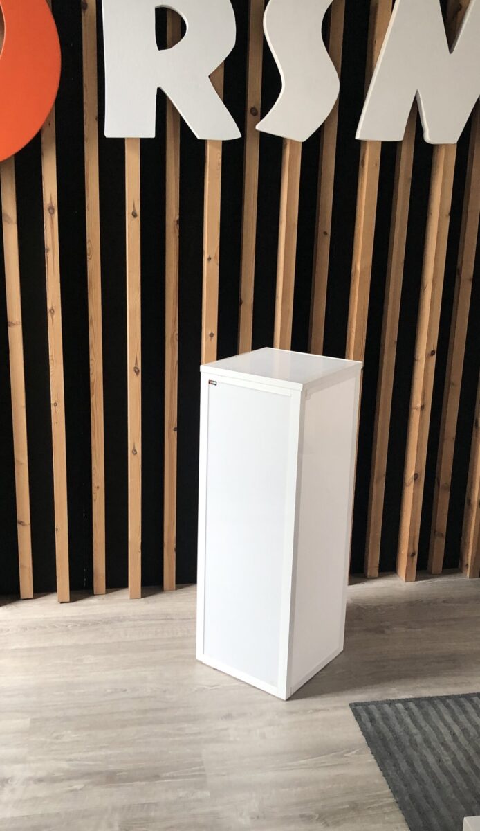 TOTEM PLEXIGLASS 1m