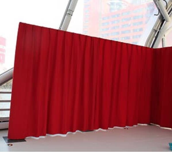PIPE&DRAPE GRANATE 3m ALTO